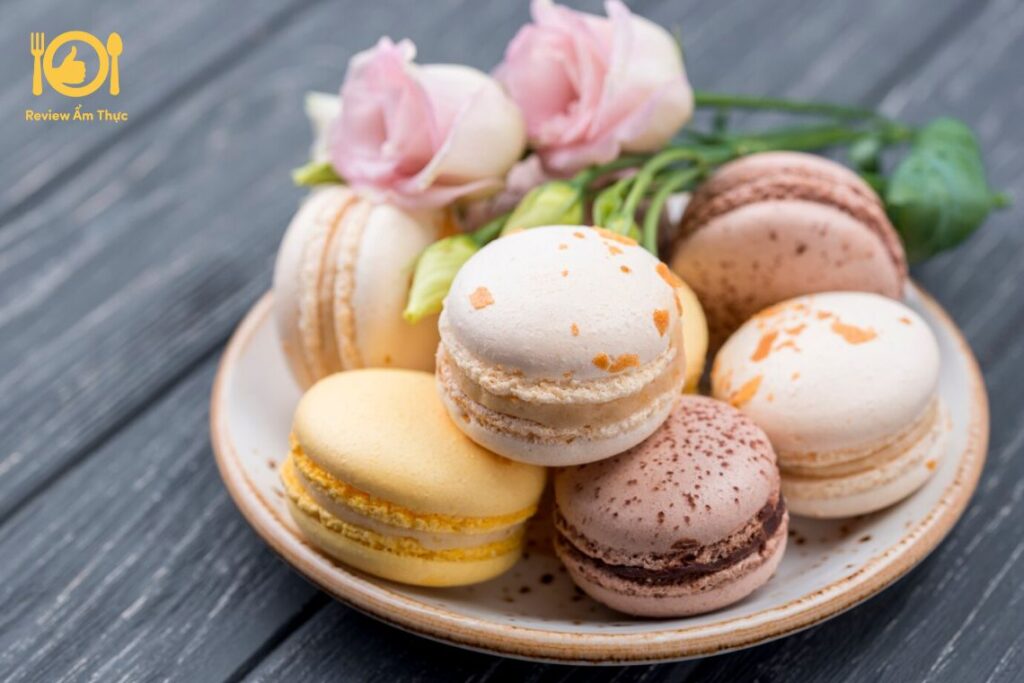 Bánh macaron