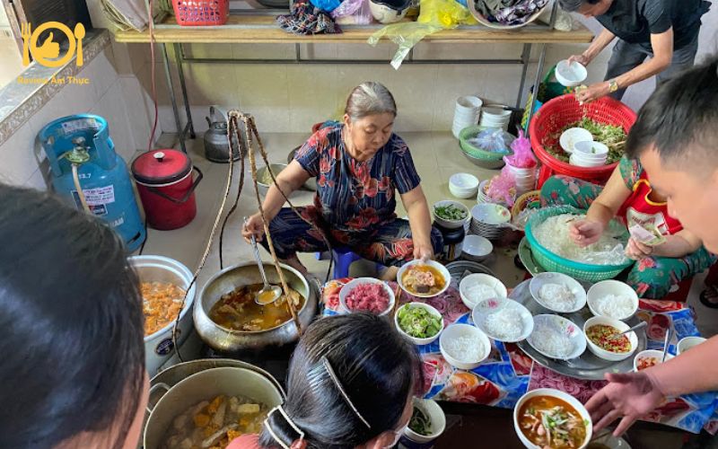 bún bò mệ Kéo