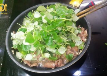rau càng cua xào thịt bò