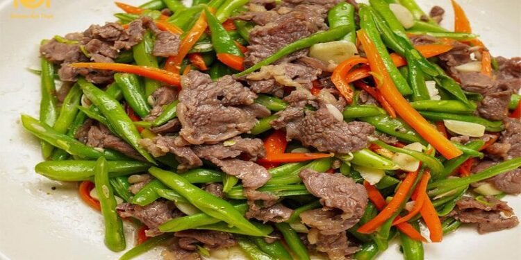 thịt bò xào cần tỏi