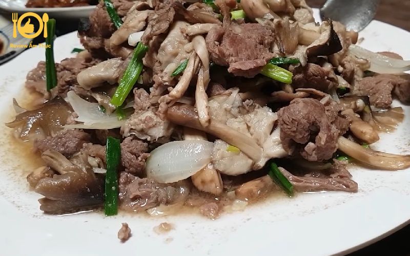 thịt bò xào nấm