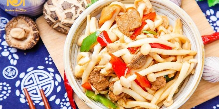 Thịt bò xào nấm hải sản - Món ngon đầy đủ dinh dưỡng cho cả nhà 7 thit-bo-xao-nam-hai-san-1