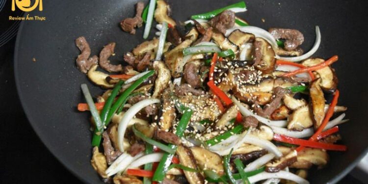 Thịt bò xào nấm hương - Món ngon thanh đạm, bổ dưỡng cho sức khỏe 6 thịt bò xào nấm hương