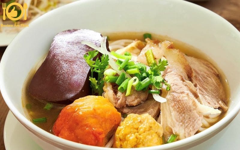 bún bò huế ngự bình