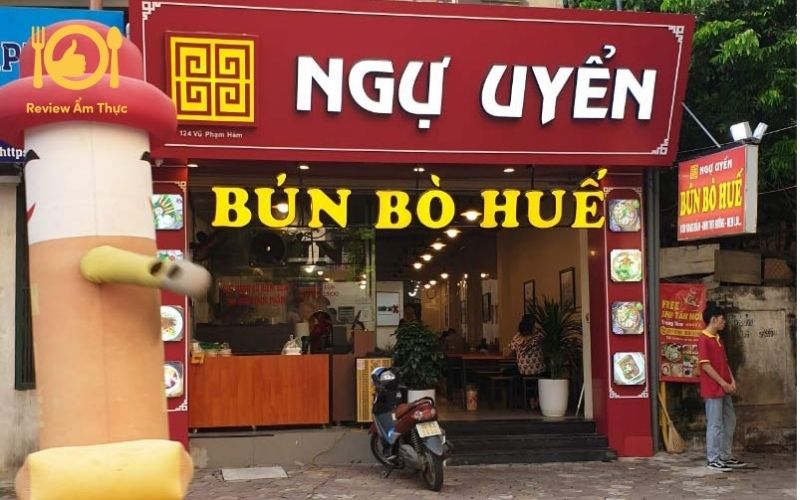 bún bò huế Ngự Uyển