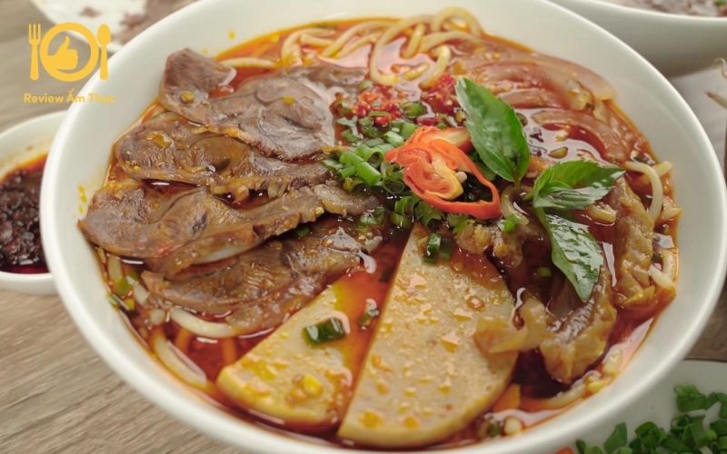 bún bò sông hương