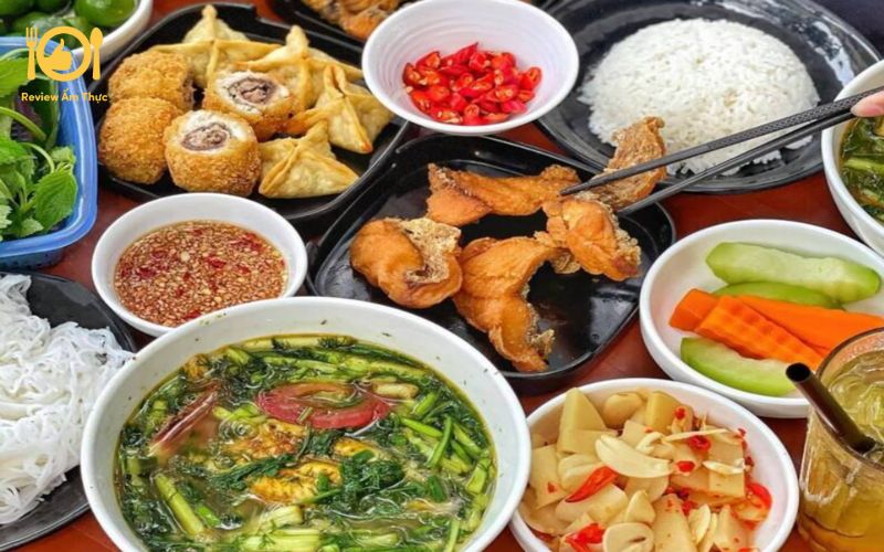 Bún cá chấm Nguyễn Thái Học