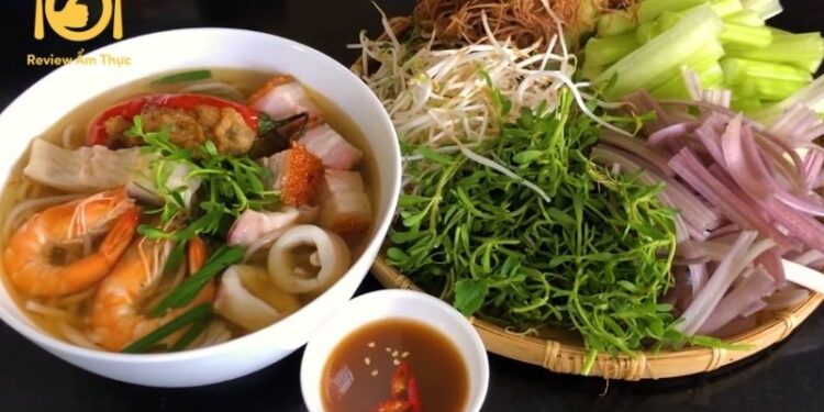 Top 5 quán bún mắm Nha Trang chắc chắn sẽ làm bạn xiêu lòng 6 Top 5 quán bún mắm Nha Trang chắc chắn sẽ làm bạn xiêu lòng