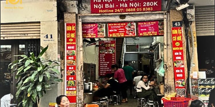 Review bún ốc nguội cô Huệ - Đông khách bậc nhất Hà Thành 5 bún ốc nguội cô Huệ