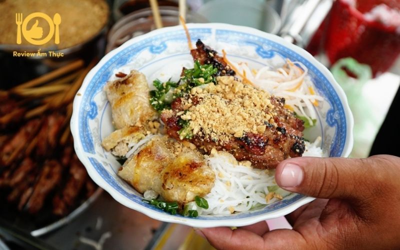 bún thịt nướng Nha Trang