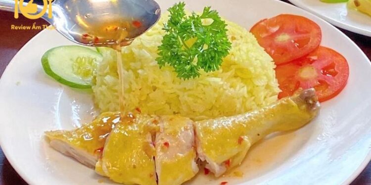 Cách nấu cơm gà Hải Nam - Món ngon Singapore ngay tại nhà 9 Cách nấu cơm gà Hải Nam - Món ngon Singapore ngay tại nhà