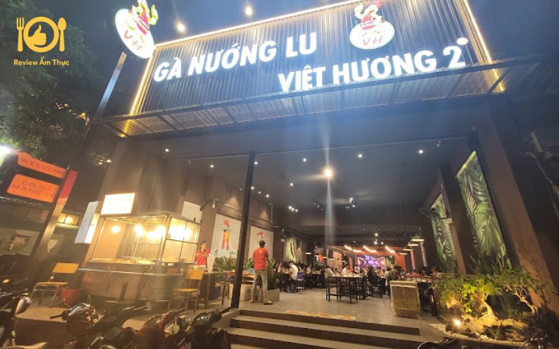 gà nướng lu Việt Hương 2