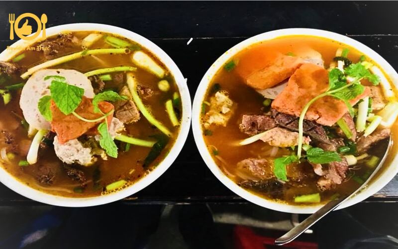 Quán bún chả Nga Cảnh