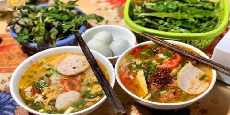 Quán bún chả Nga Cảnh