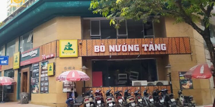 bò nướng tảng nguyên hồng