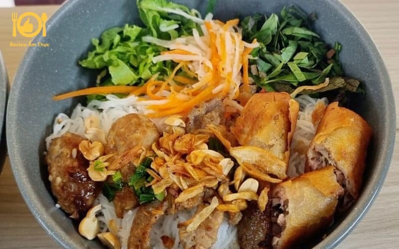 bún thịt nướng nguyễn thị minh khai