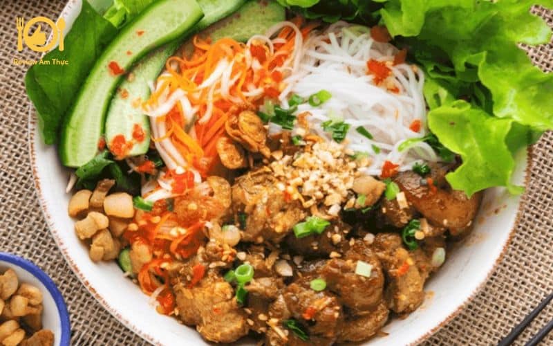 Bún thịt nướng Anh Ba