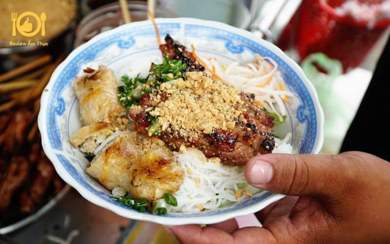 bún thịt nướng ánh tuyết