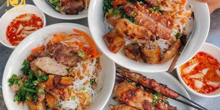 Review TOP 3 quán bún thịt nướng Cô Giang ngon, rẻ bạn nên thử 4 Review TOP 3 quán bún thịt nướng Cô Giang ngon, rẻ bạn nên thử