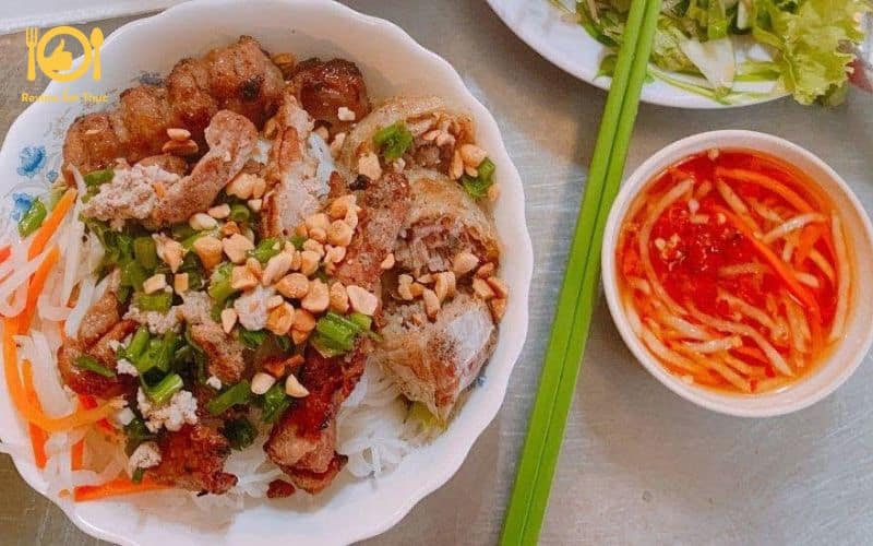 bún thịt nướng Cô Sáu