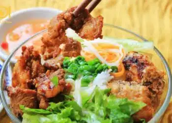 bún thịt nướng pleiku
