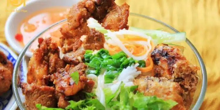 Đánh thức vị giác cùng 3 quán bún thịt nướng Gia Lai thơm ngon 4 bún thịt nướng pleiku