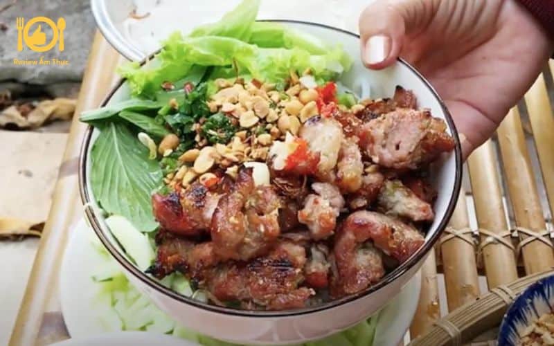 Bún thịt nướng Hoàng Diệu