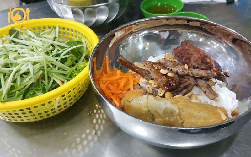 bún thịt nướng kiều bảo lê trọng tấn