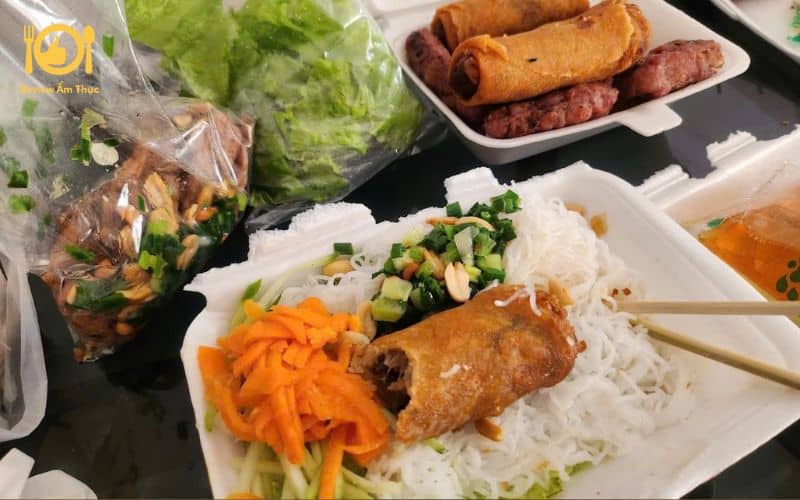 bún thịt nướng kiều bảo ni sư huỳnh liên