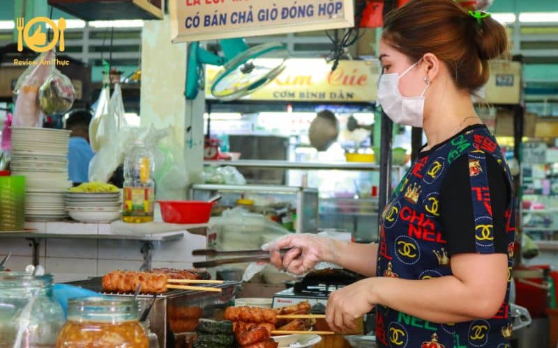 bún thịt nướng Mai Thị