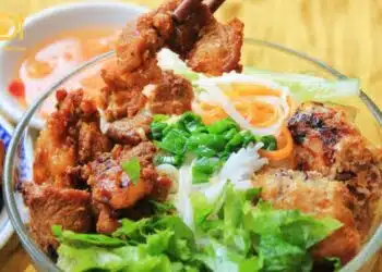 Điểm danh 4 quán bún thịt nướng Mỹ Tho được yêu thích nhất