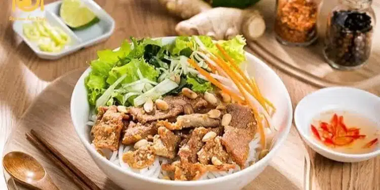 bún thịt nướng phú lâm