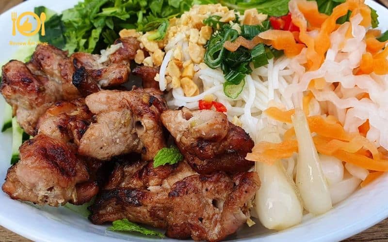 bún thịt nướng thảo nguyên