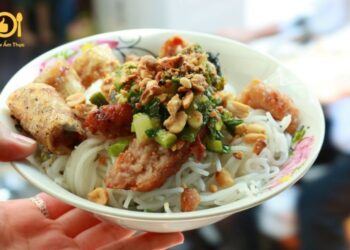 Khám phá top 4 quán bún thịt nướng Hà Nội ngon, giá mềm