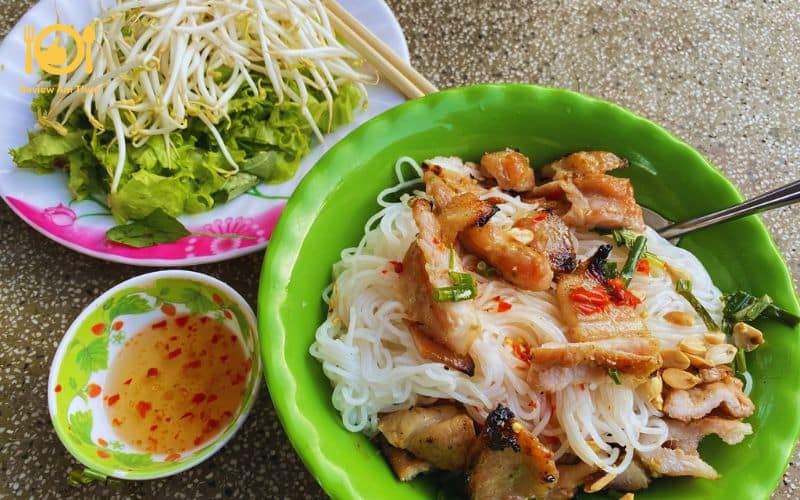 bún thịt nướng vũng tàu