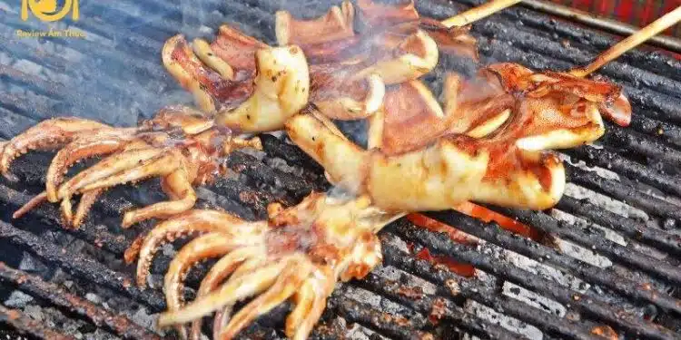 Cách làm mực nướng mọi ngon bá cháy chỉ với vài bước đơn giản 6 Mực nướng mọi là món ăn dễ làm cho những ai muốn thưởng thức mực nướng đậm đà nhưng ngại tẩm ướp gia vị cầu kỳ. Tham khảo cách làm ngay nhé!