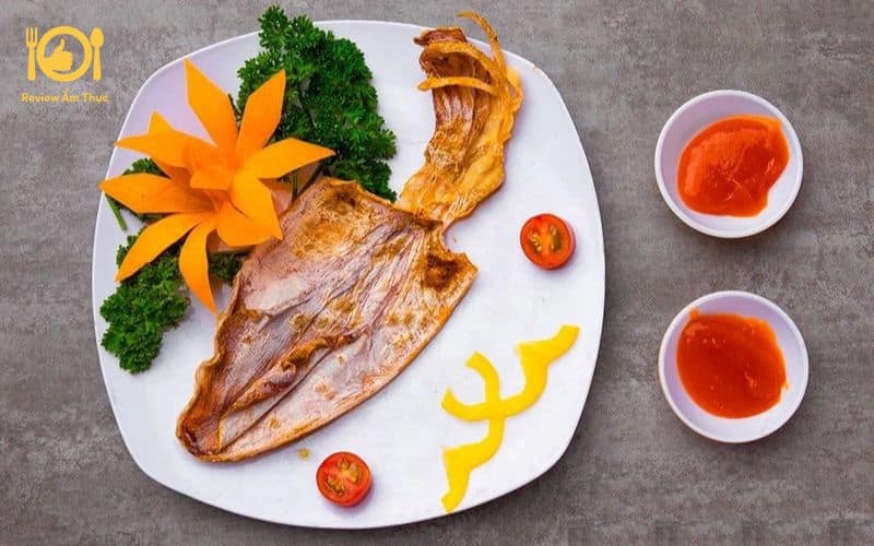 nướng mực khô bằng bếp từ