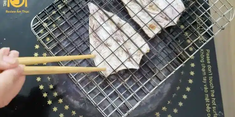 Cách nướng mực khô bằng bếp từ giữ trọn hương vị thơm ngon 6 nướng mực khô bằng bếp từ