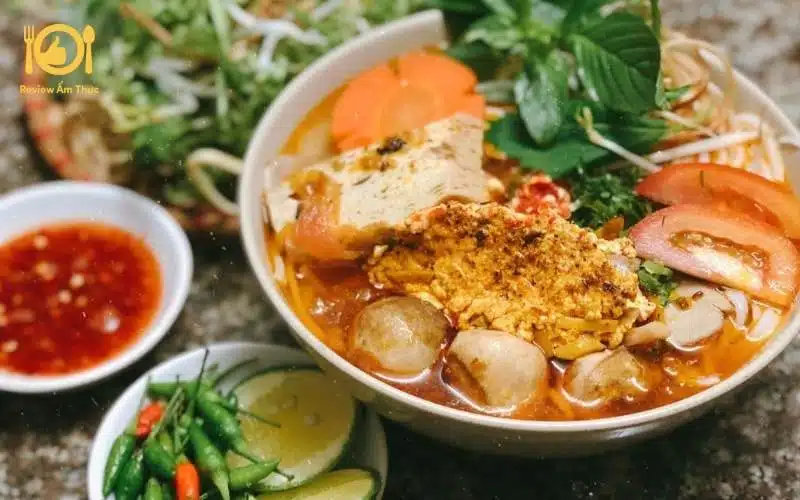 lẩu riêu chay