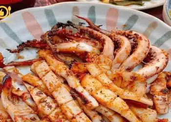 nướng mực bằng lò vi sóng