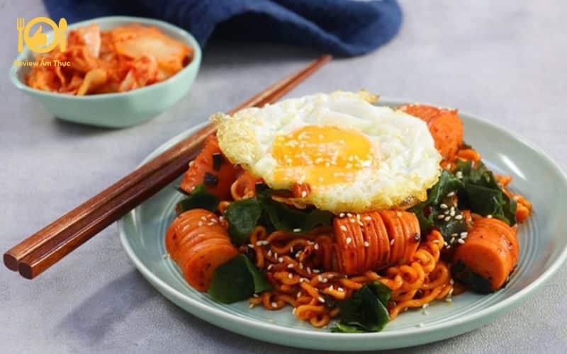 Cách làm mì trộn sa tế