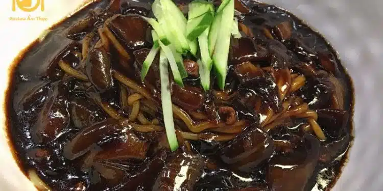 Cách làm sốt tương đen trộn mì chuẩn vị Hàn ngay tại nhà 6 cách làm sốt tương đen trộn mì