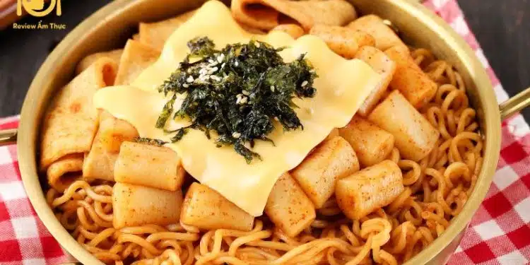 Cách làm mì trộn phô mai thơm ngon, đậm đà chỉ trong 15 phút 8 mì trộn phô mai